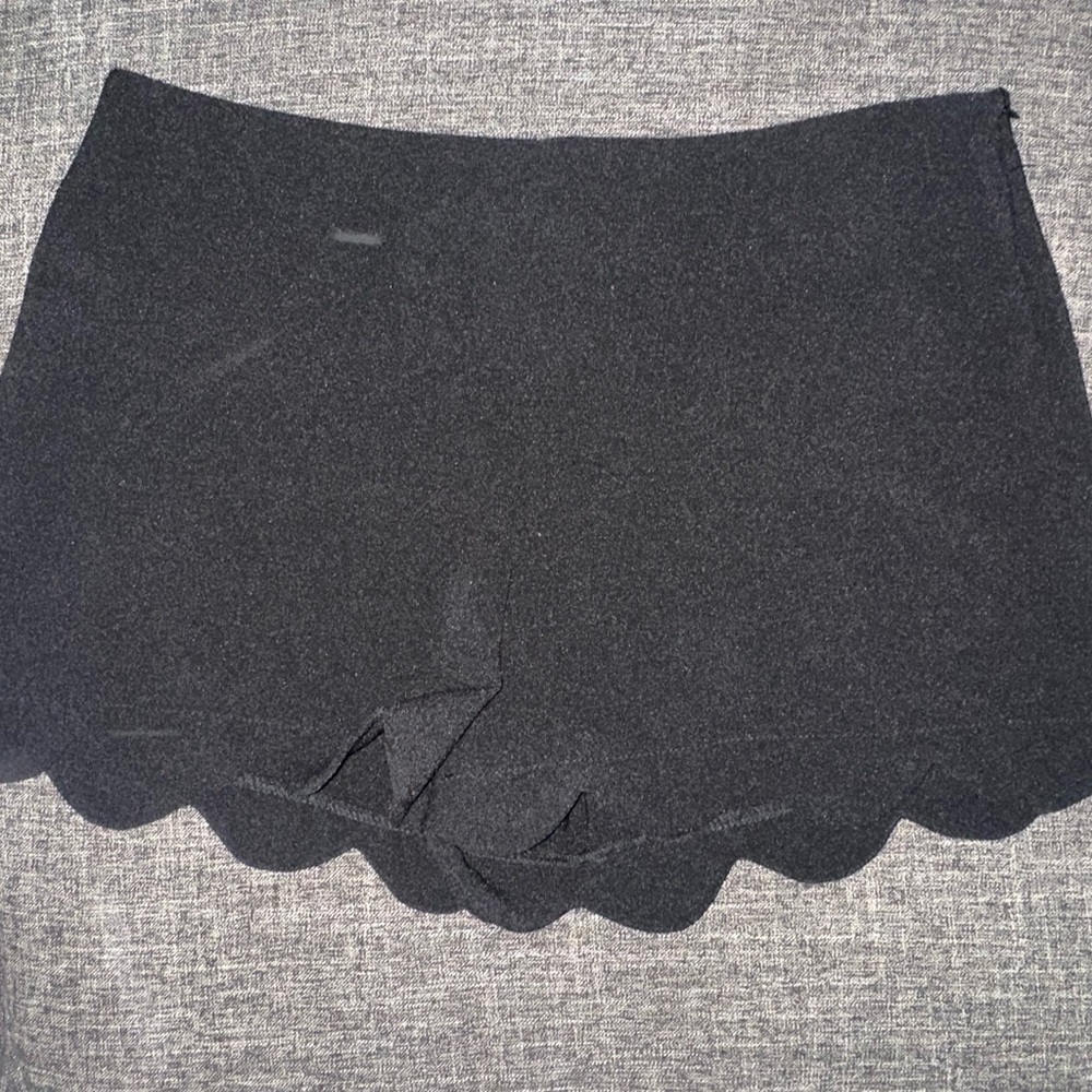 Black Scalloped Hem Shorts